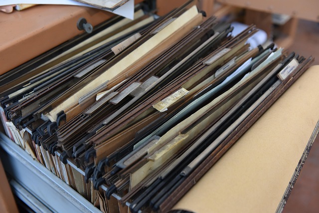 ¿Qué es una carpeta colgante? La clave para archivar documentos de forma ordenada y profesional